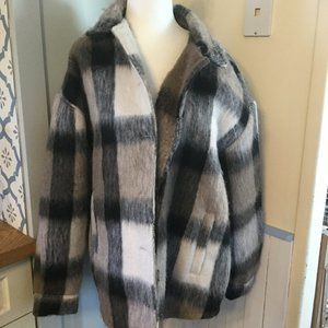 NWT Apricot soft checked Shacket Size large